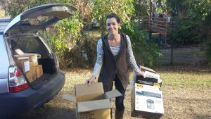 Aussie mum collects school books for Vanuatu children.